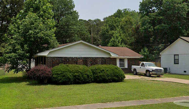 Primary Photo - 1916 Brookhaven Rd