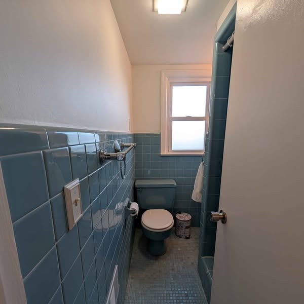 Building Photo - 48 Highview Dr
