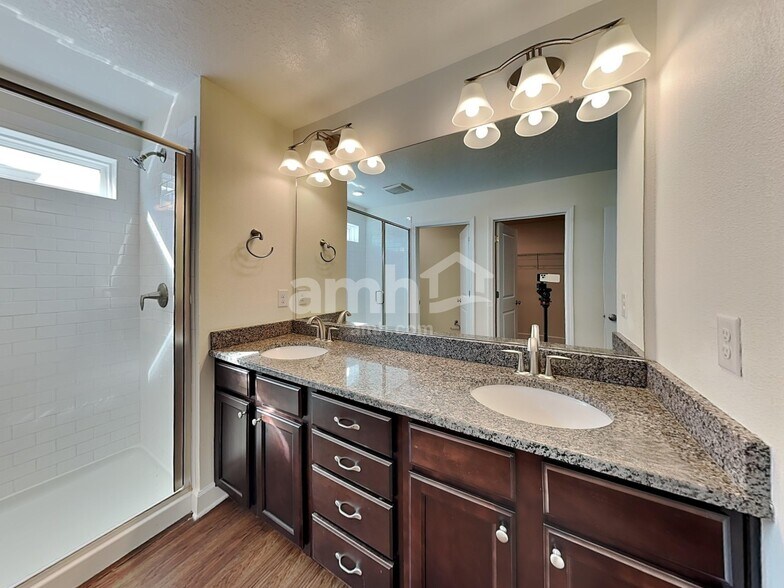 Building Photo - 4324 Reisswood Loop