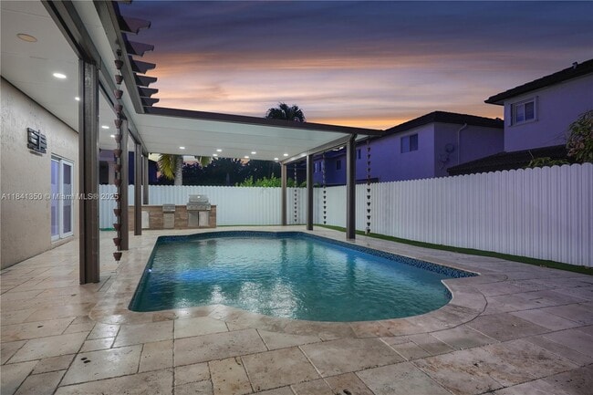 Building Photo - 2881 SW 145th Ct