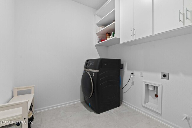 Building Photo - 64 Silver Heron Wy