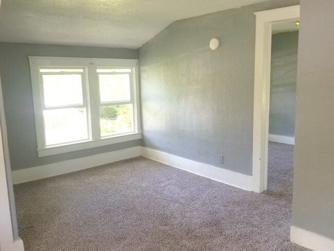 Building Photo - 8200 Wayne Ave