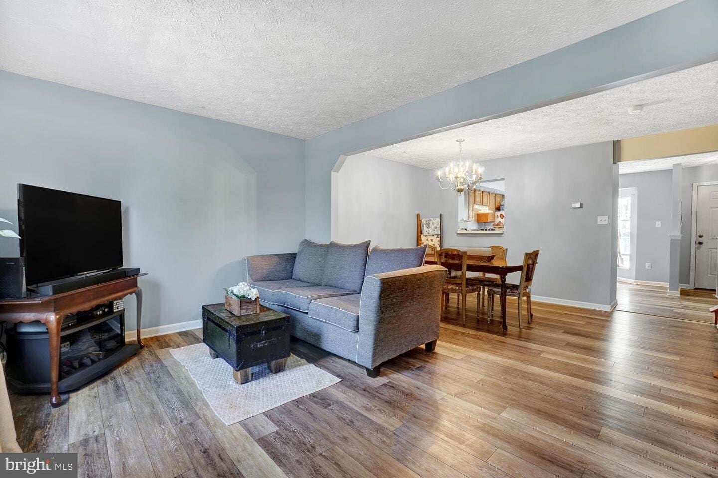 Building Photo - 6212 Adelay Ct W