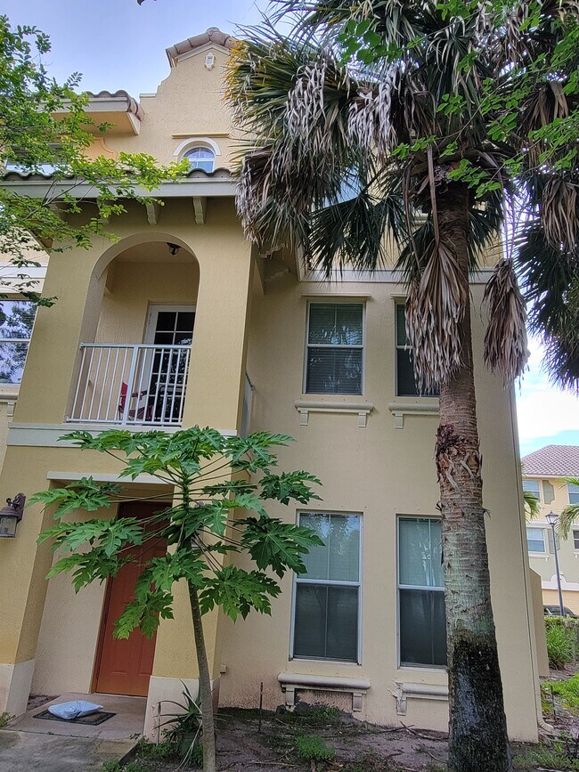 Building Photo - 3919 Passion Flower Rd