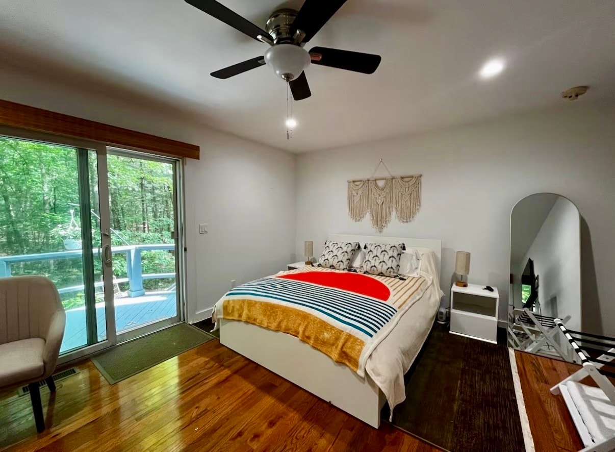 Building Photo - 5 Highland Ln