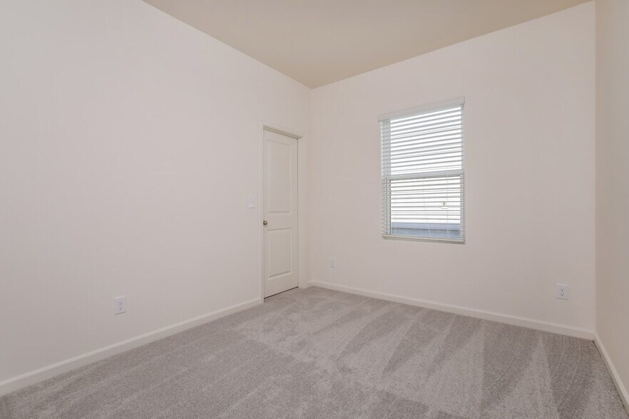 Building Photo - 1249 Solace Wy