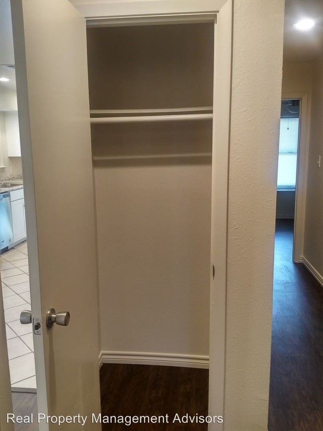 Building Photo - 5704 Emerald Forest Dr