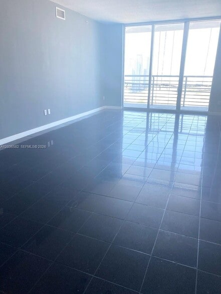 Building Photo - 335 S Biscayne Blvd