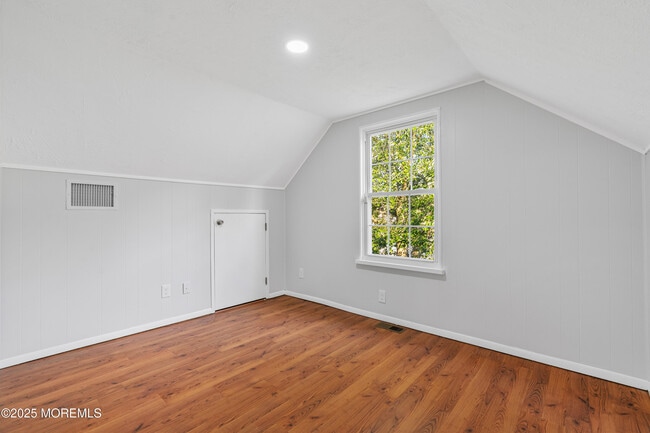 Building Photo - 61 Berkshire Dr