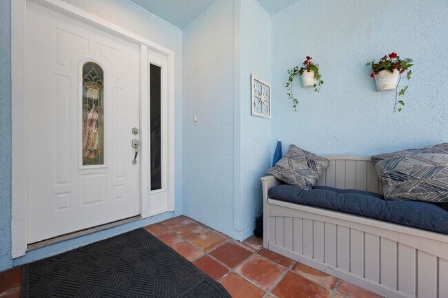 Building Photo - ** STUNNING 4 BEDROOM 2 FULL BATH/ 2 HALF BATH HOME WITH A PRIVATE POOL LOCATED JUST MINUTES FROM...