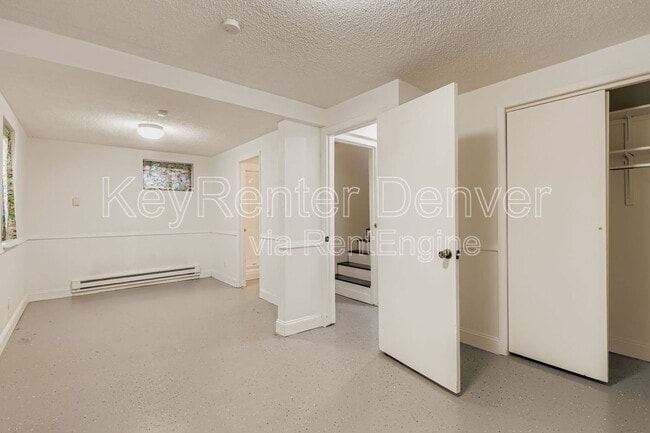 Building Photo - 11850 W Independence Ave