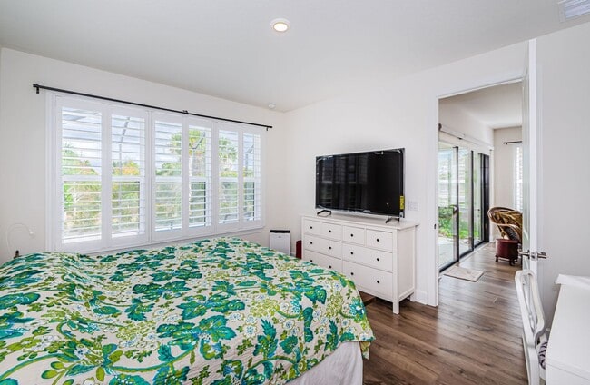 Building Photo - Beautiful Pool home in Starkey Ranch avail...