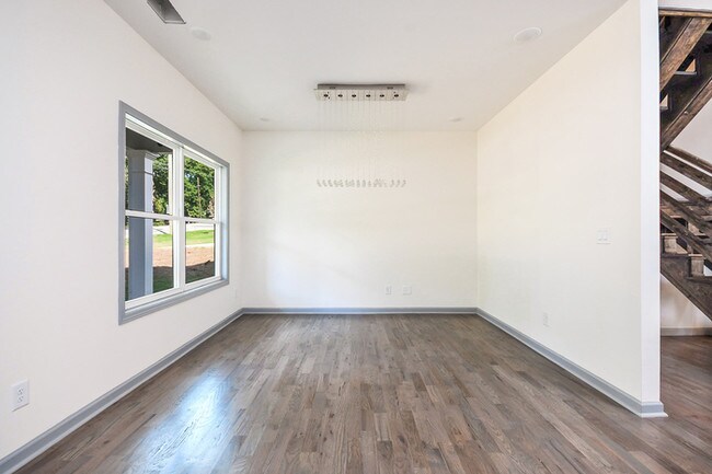 Building Photo - New Construction Ready for Move In!