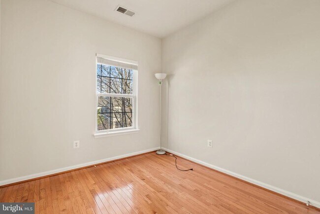 Building Photo - 4505 Henley Pl