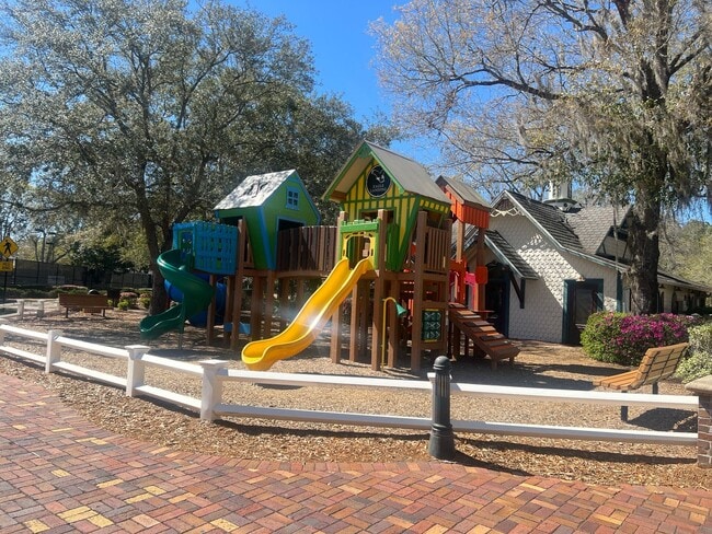 Building Photo - 4BR/ 4.5BA Beautiful Home In Eagles Landing