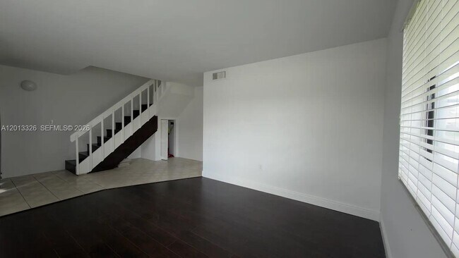 Building Photo - 341 NW 109th Ave
