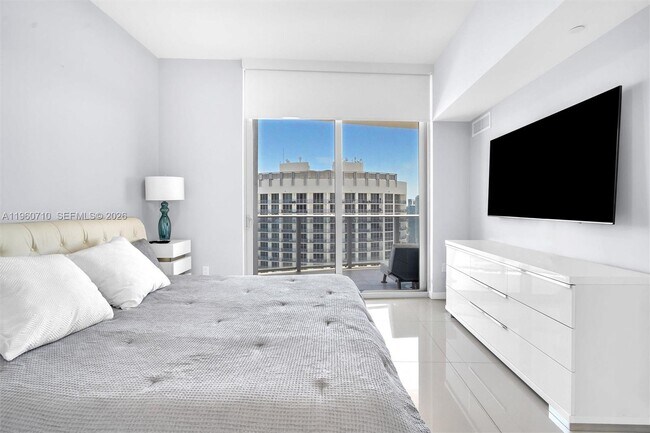 Building Photo - 488 NE 18th St