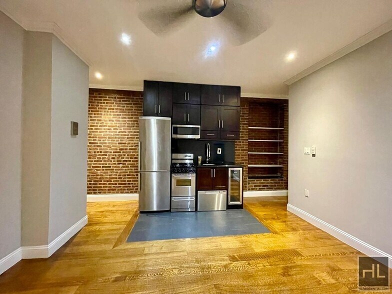 Primary Photo - W 103RD ST.