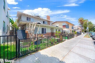 Building Photo - 811 Gardenia Avenue