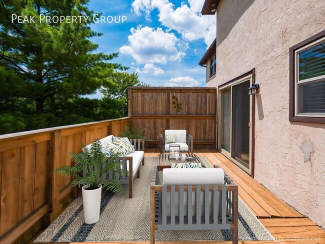 Building Photo - 2019 Queensgate Ln