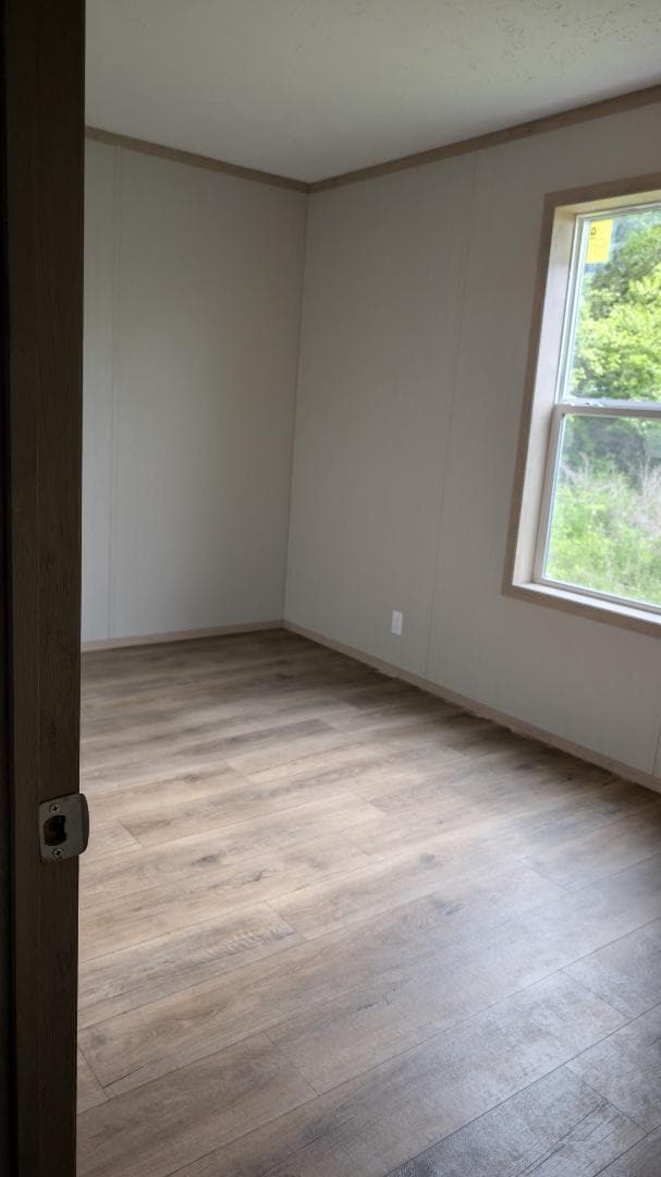 Building Photo - 15462 Lewis Rd