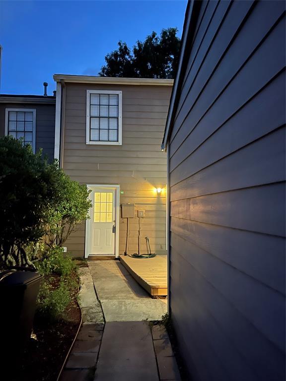 Building Photo - 17315 Saturn Ln