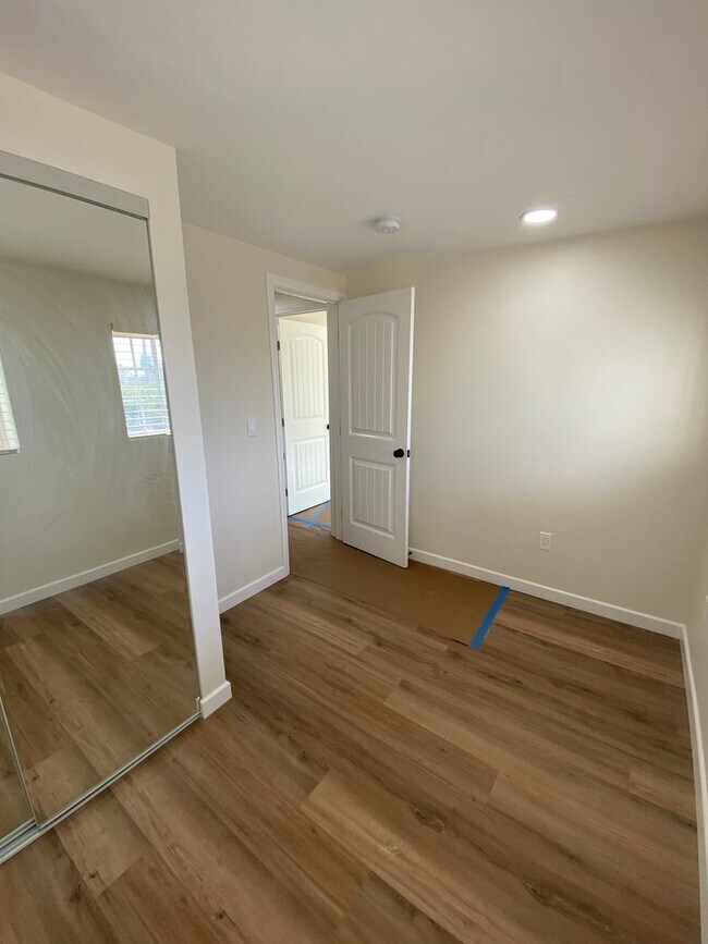 Building Photo - COMING SOON - NEWLY RENOVATED 3BD+1BA HOME