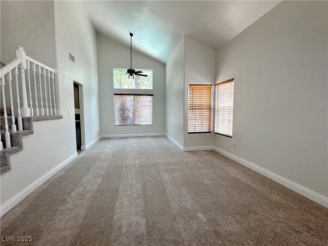 Building Photo - 7604 Cruz B