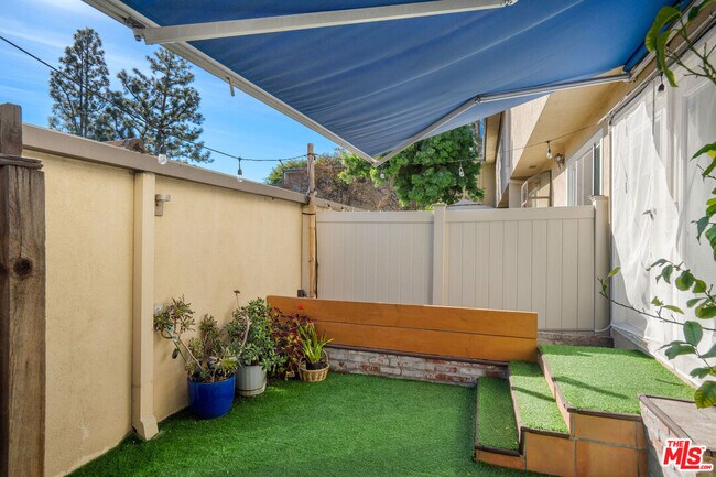 Building Photo - 11138 Aqua Vista St