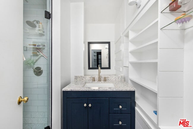 Building Photo - 6933 Vanland Trl