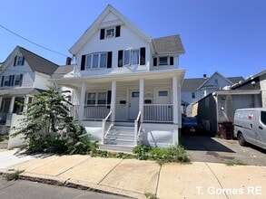 Building Photo - 116 Cleveland Ave