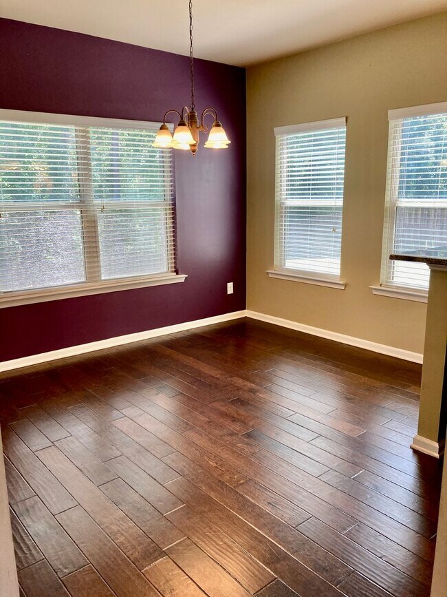 Building Photo - Spacious Grovetown Home