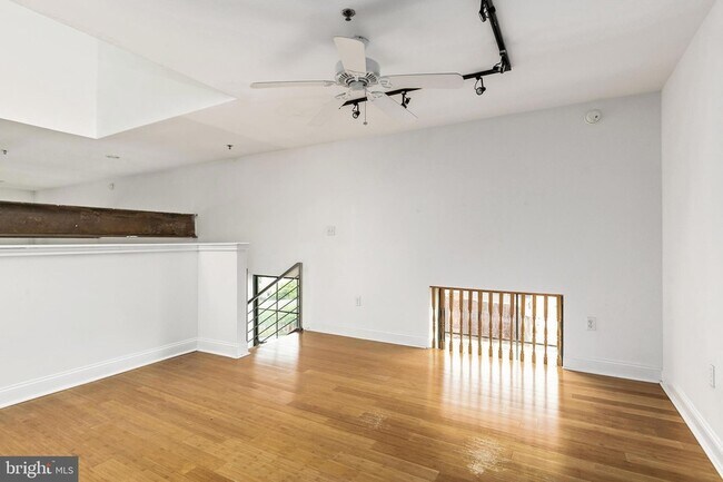 Building Photo - 1637-39-1639 Poplar St