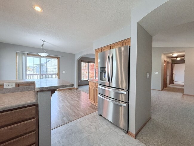 Building Photo - 2374 Kristian St