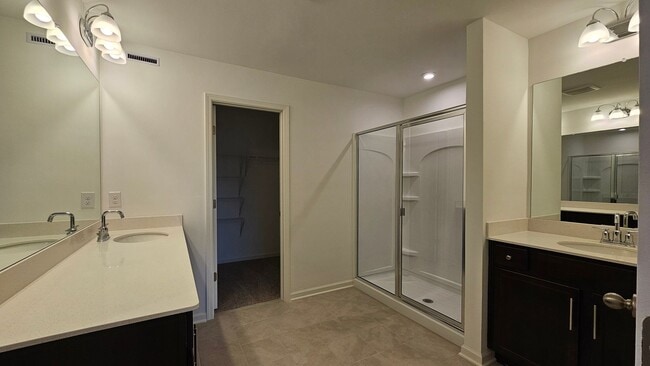 Building Photo - Spacious like new home in Hermitage FOR LEASE