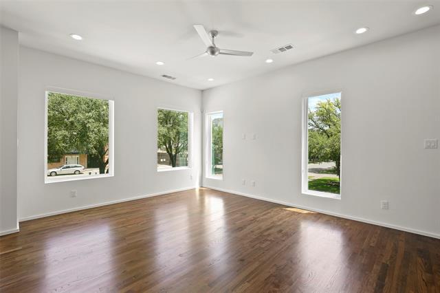 Building Photo - 6250 Oram St