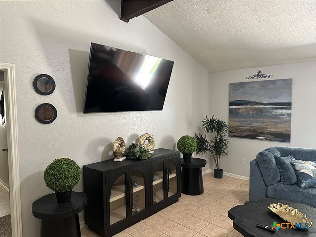 Building Photo - 3006 Persimmon Dr