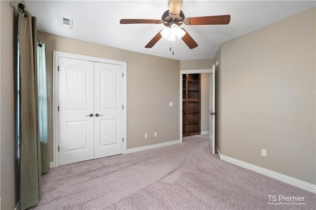 Building Photo - 202 Pebble Beach Dr