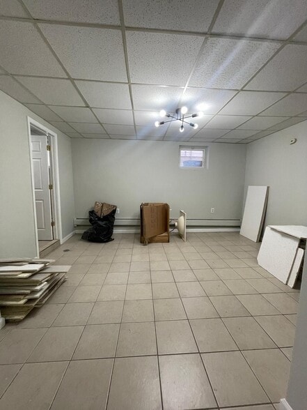 184 Garfield Ave B2 - 180 Garfield Ave