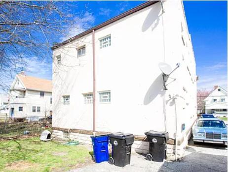 Building Photo - 2198 W 105th St