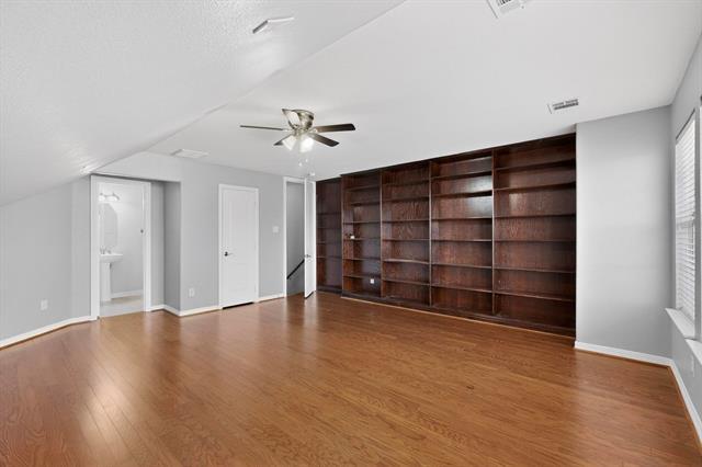 Building Photo - 100 Shumard Ct