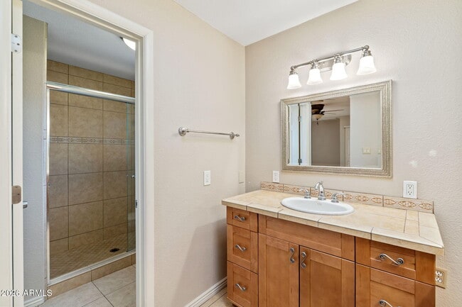 Building Photo - 3007 N 84th Pl