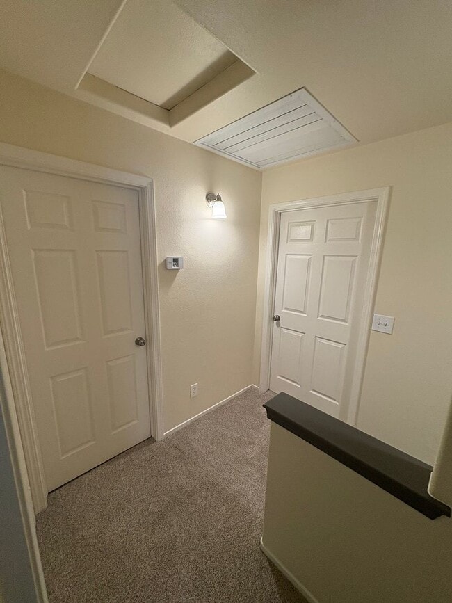 Building Photo - PRIVATE SHOWING ONLY! Immaculate 2 Story Home for Rent in Exeter!