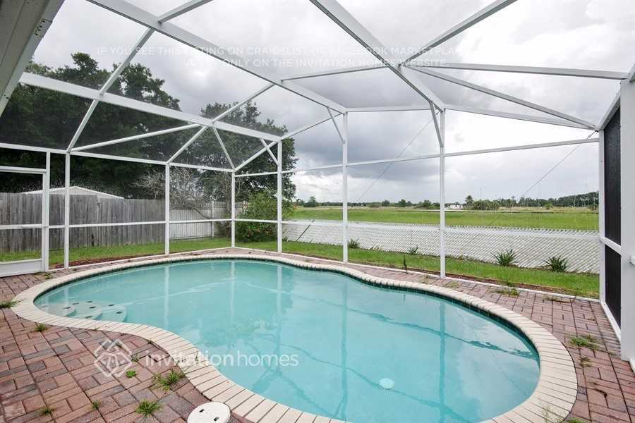 Building Photo - 3253 Little Sound Dr