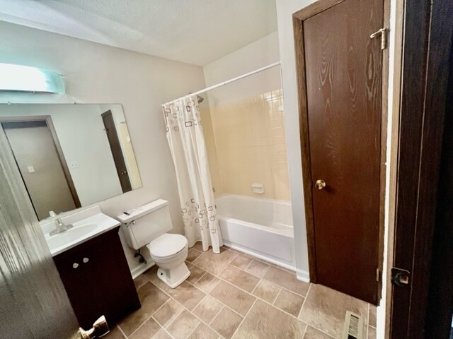 Building Photo - 275 Brad Dr