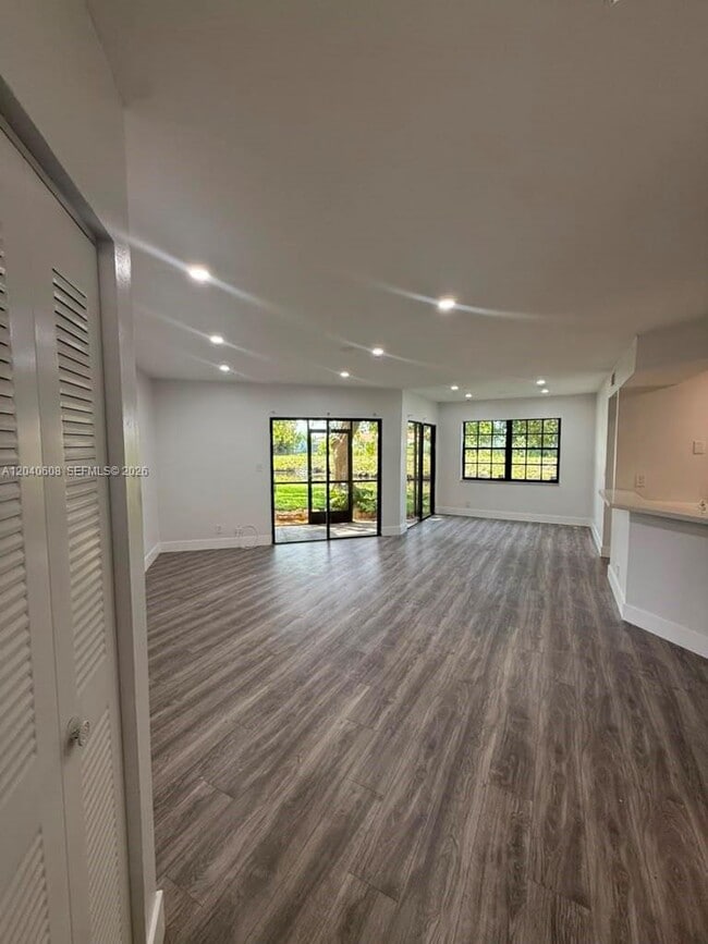 Building Photo - 9021 W Sunrise Blvd