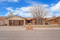 Building Photo - 5660 Longview Dr