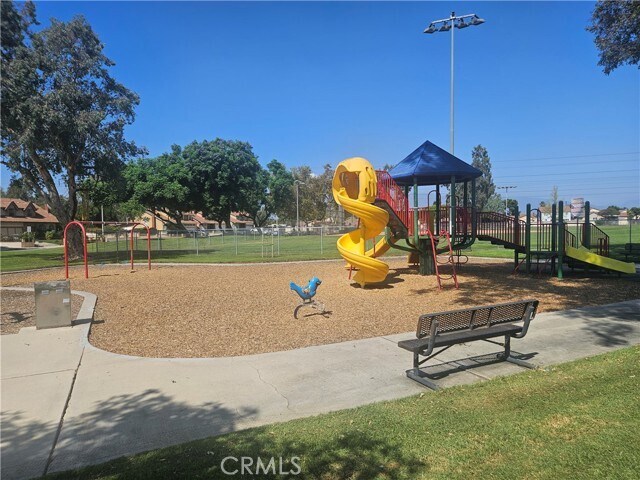 Building Photo - 11322 Oakwood Dr
