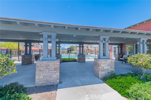 Building Photo - 40277 Birchfield Dr