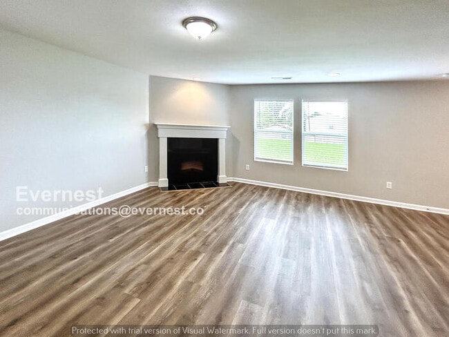 Building Photo - 3 Bed/2.5 Bath Home with Garage / Pet-Friendly / Coming Soon!